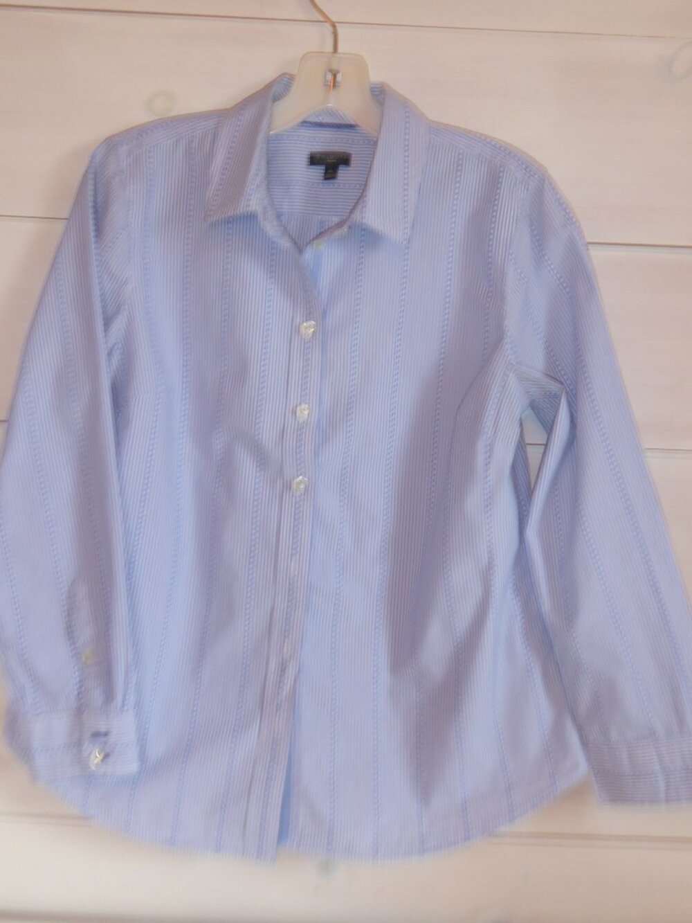 Talbots Ladies Long Sleeve Cotton Blouse  Medium Petite